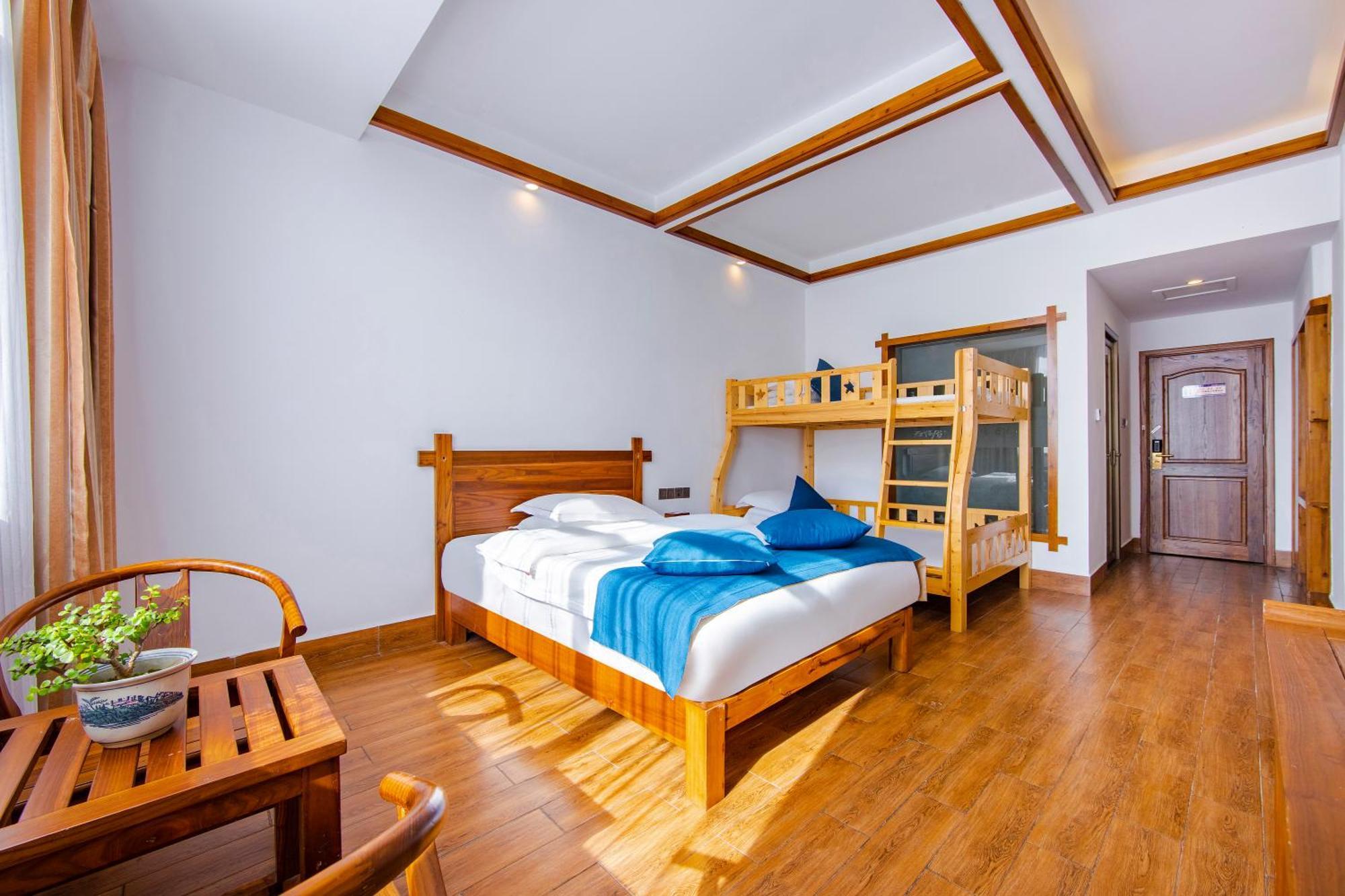 Guihua Road 106Th Hostel Чжанцзяцзе Экстерьер фото