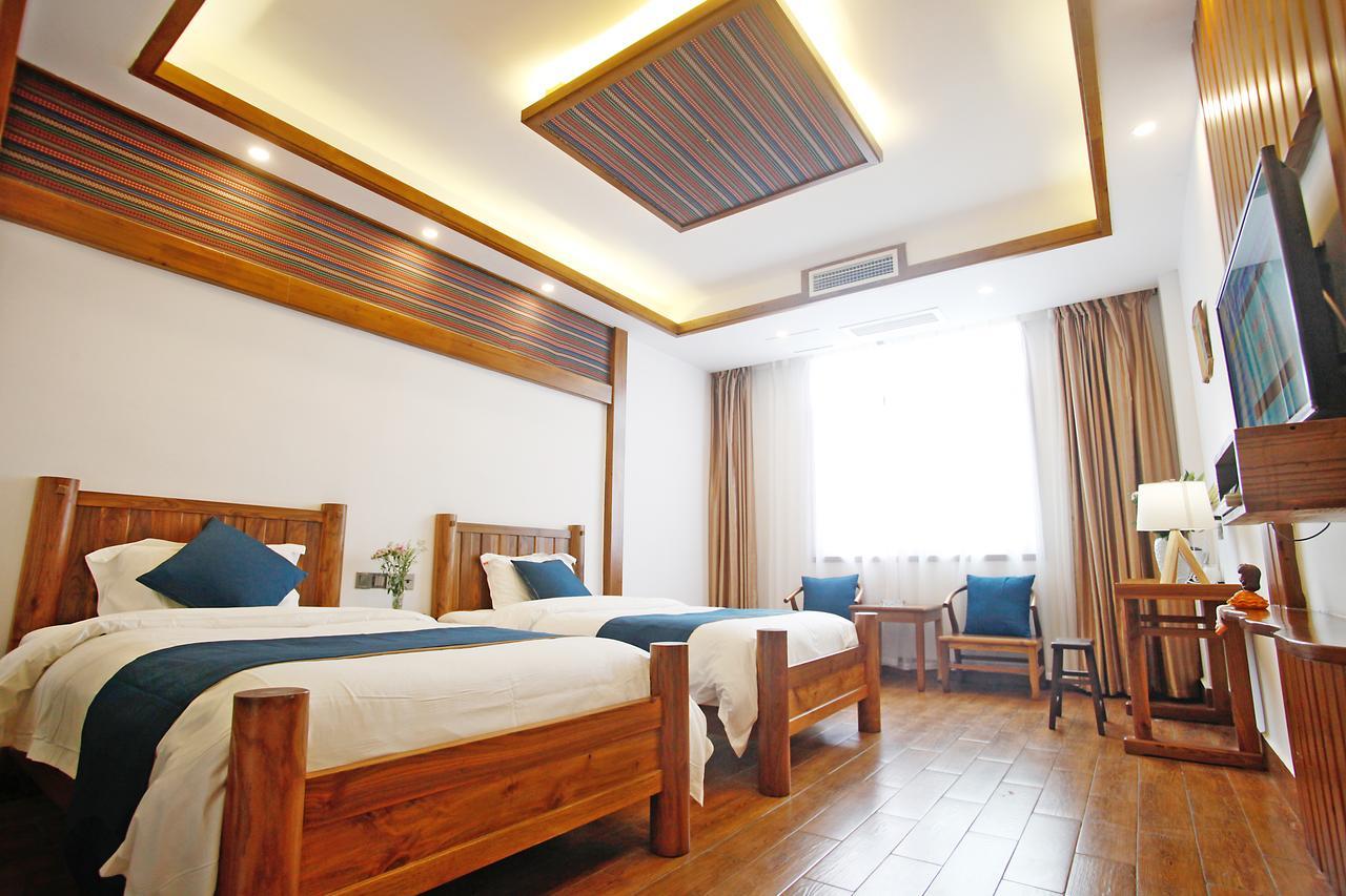 Guihua Road 106Th Hostel Чжанцзяцзе Экстерьер фото