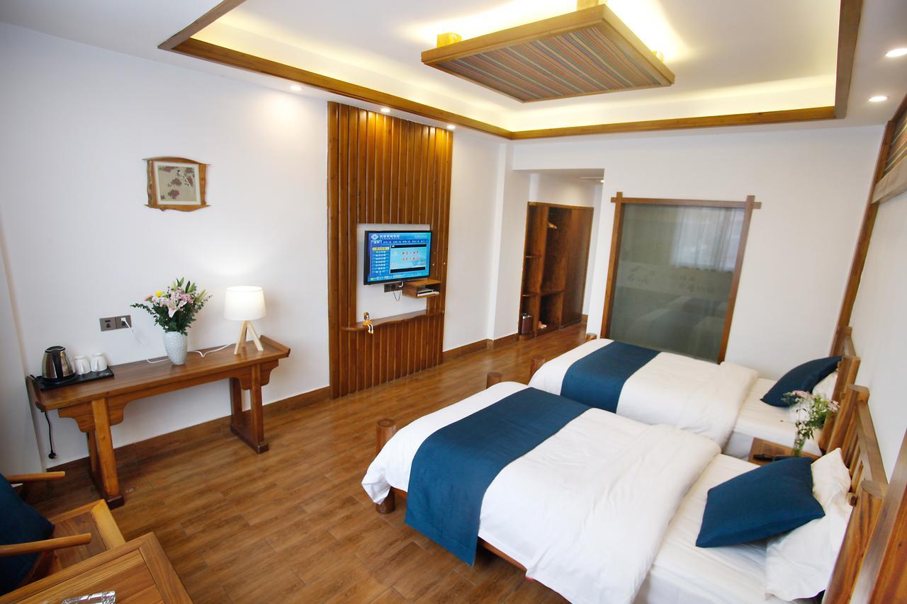 Guihua Road 106Th Hostel Чжанцзяцзе Экстерьер фото