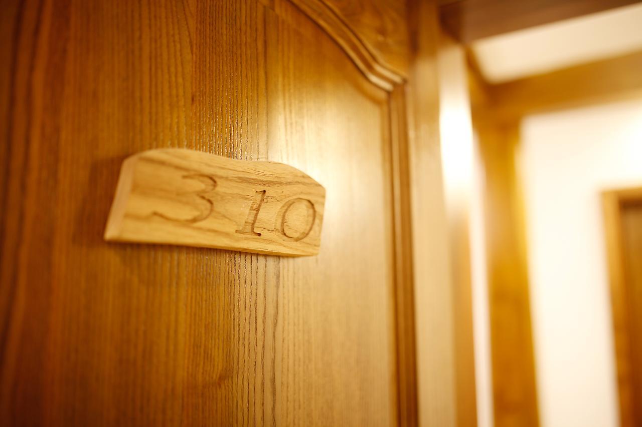 Guihua Road 106Th Hostel Чжанцзяцзе Экстерьер фото