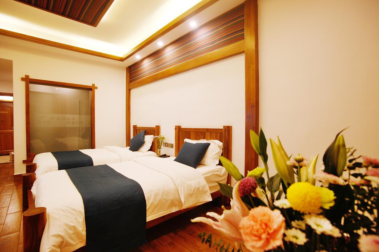 Guihua Road 106Th Hostel Чжанцзяцзе Экстерьер фото