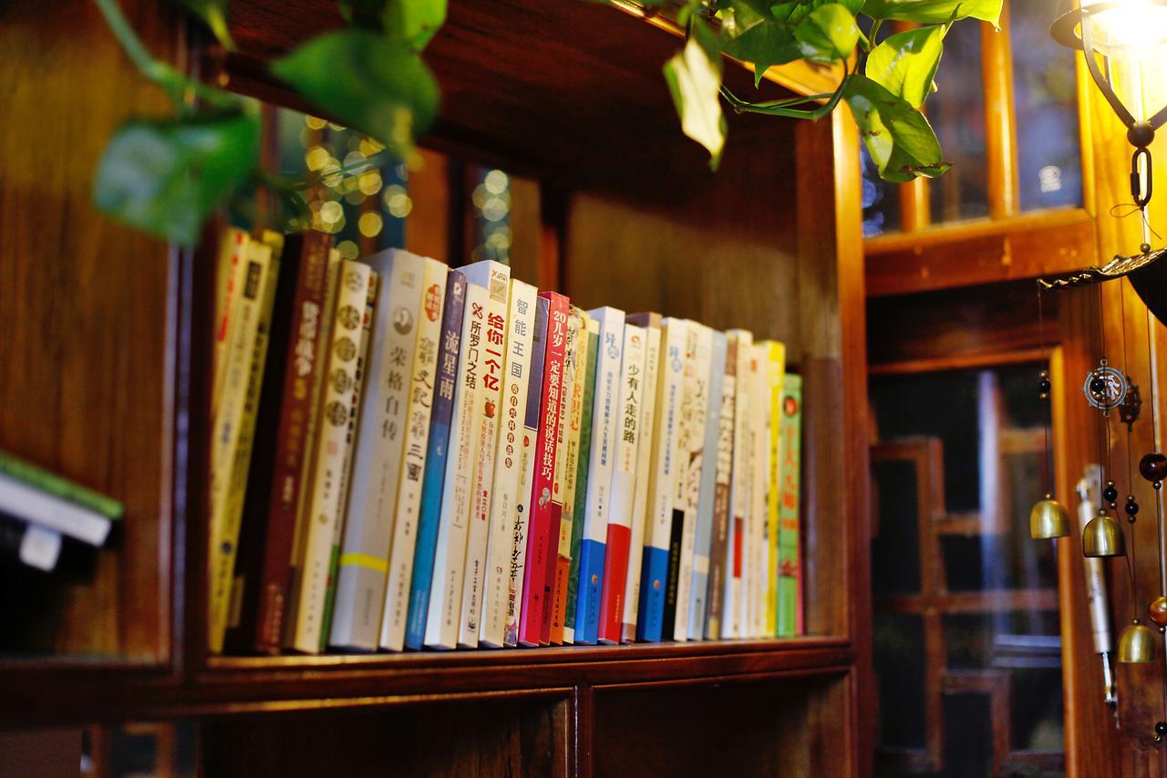 Guihua Road 106Th Hostel Чжанцзяцзе Экстерьер фото